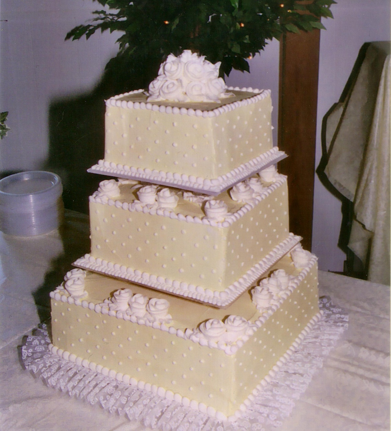 Square Wedding Cakes « Taylor's Bakery